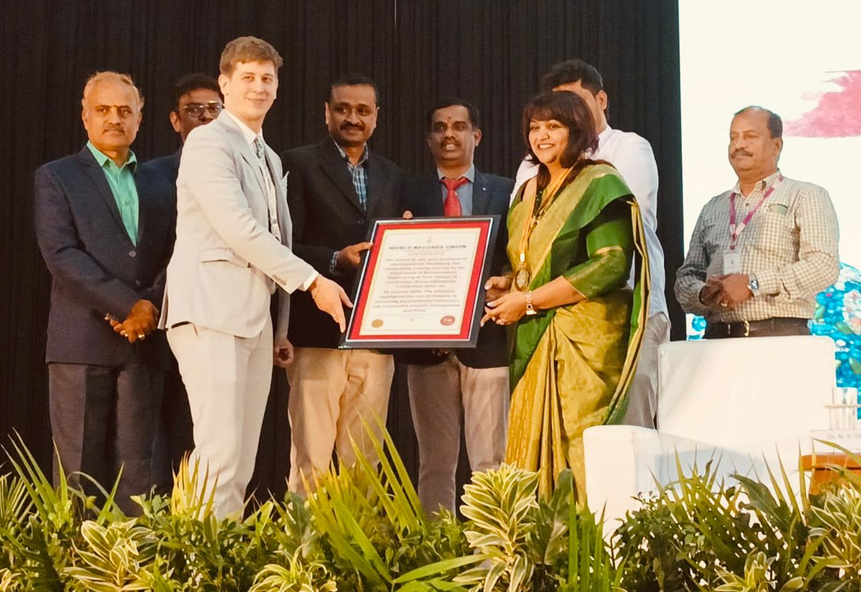 1054 Park Group students set world record in e-waste awareness drive